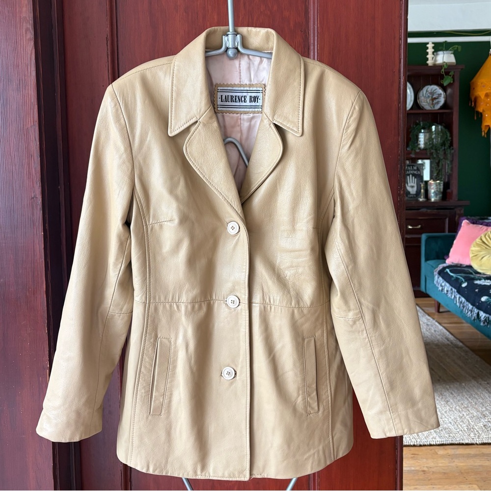 LAURENCE ROY Vintage 1970s Beige Lambskin Leather Jacket